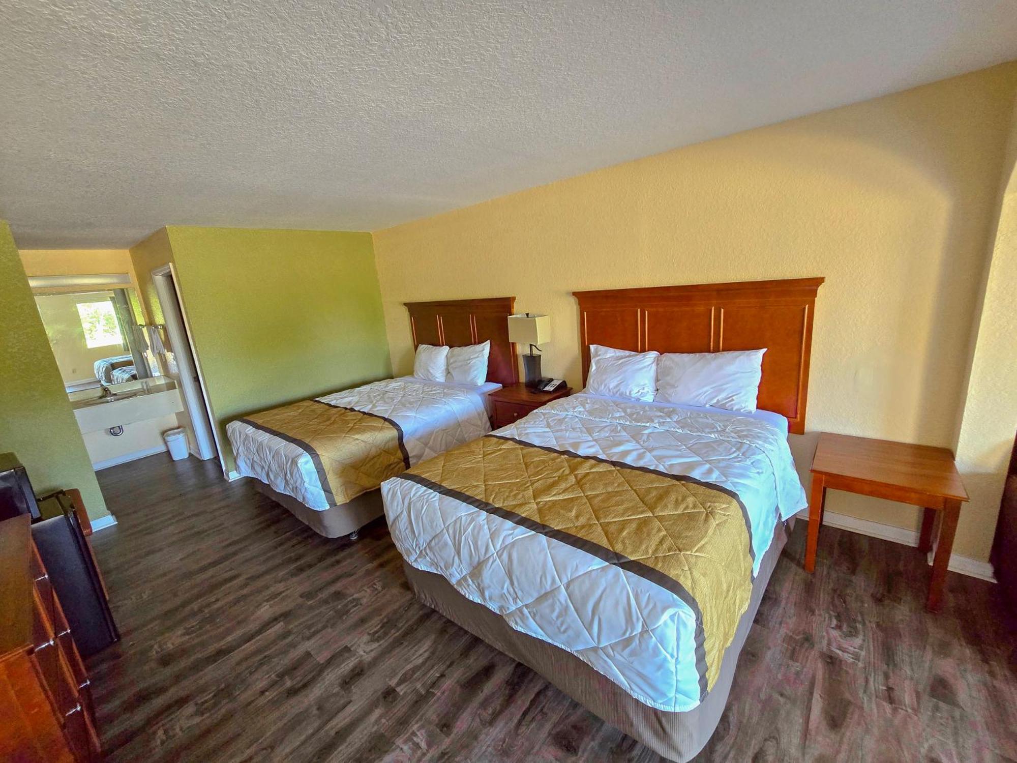 Garden Inn And Suites Near Callaway Gardens Pine Mountain 외부 사진