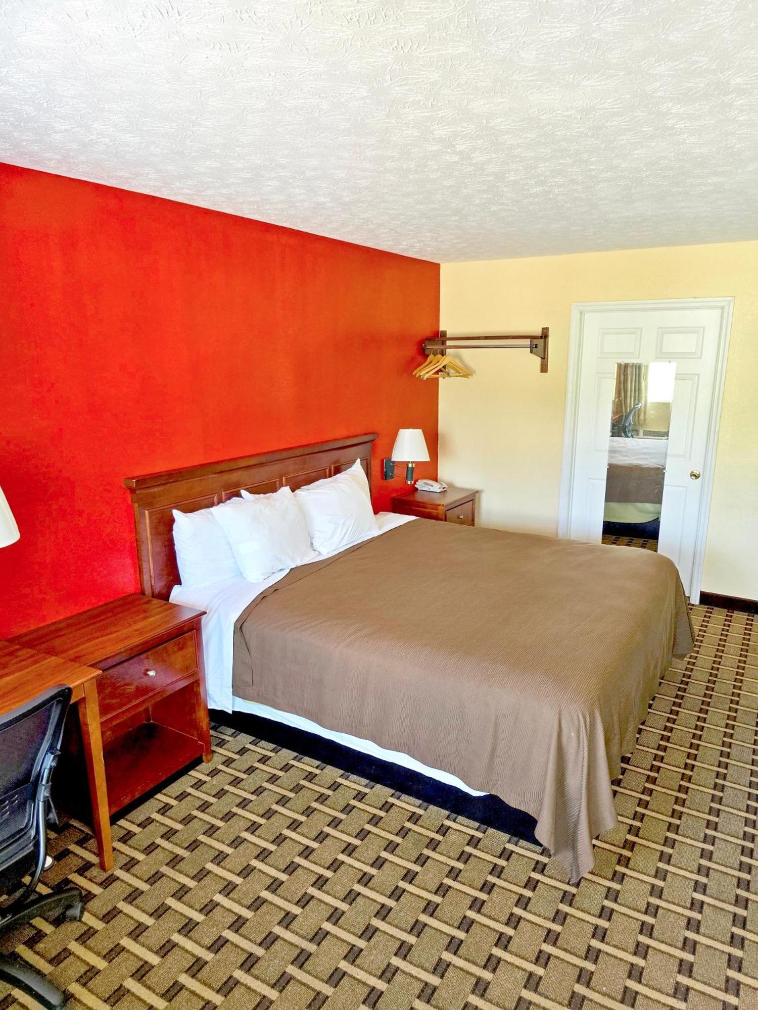 Garden Inn And Suites Near Callaway Gardens Pine Mountain 외부 사진